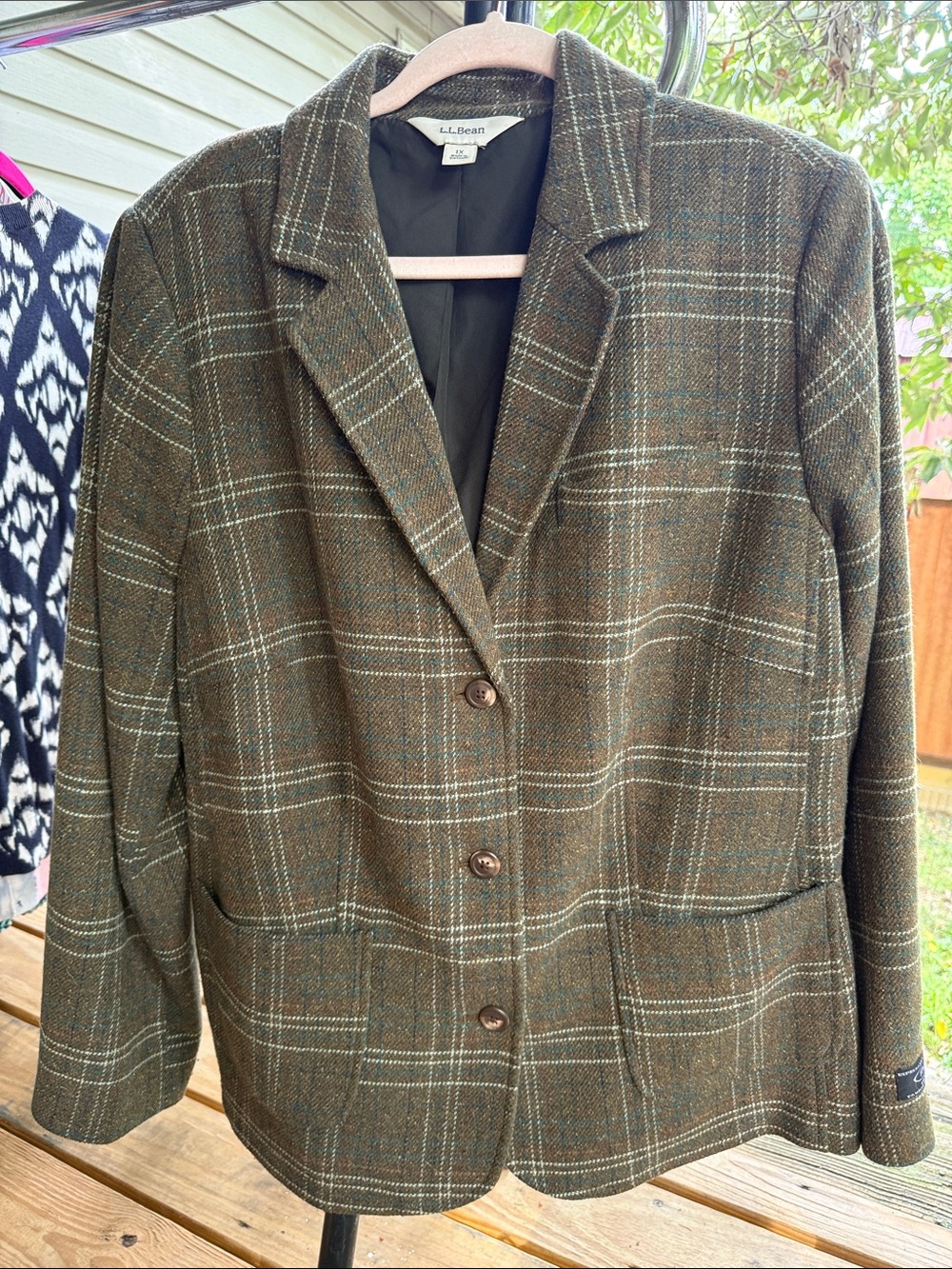 L.L. Bean 1X Women’s & Olive, blue & White Plaid Wool-Blend 47% Blazer